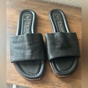 Italian Shoemaker- Leather Collection
Black Leather Slip-On Shoes